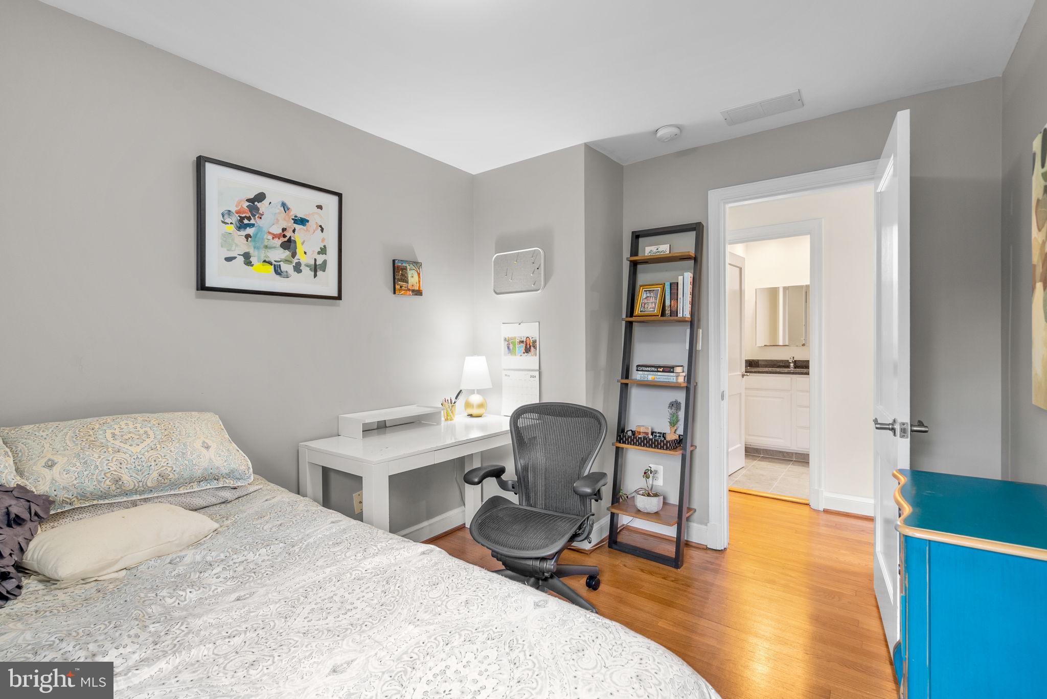 8208 Cedar Street Silver Spring, MD 20910 - Photo 21 of 41 Gallery Image 21
