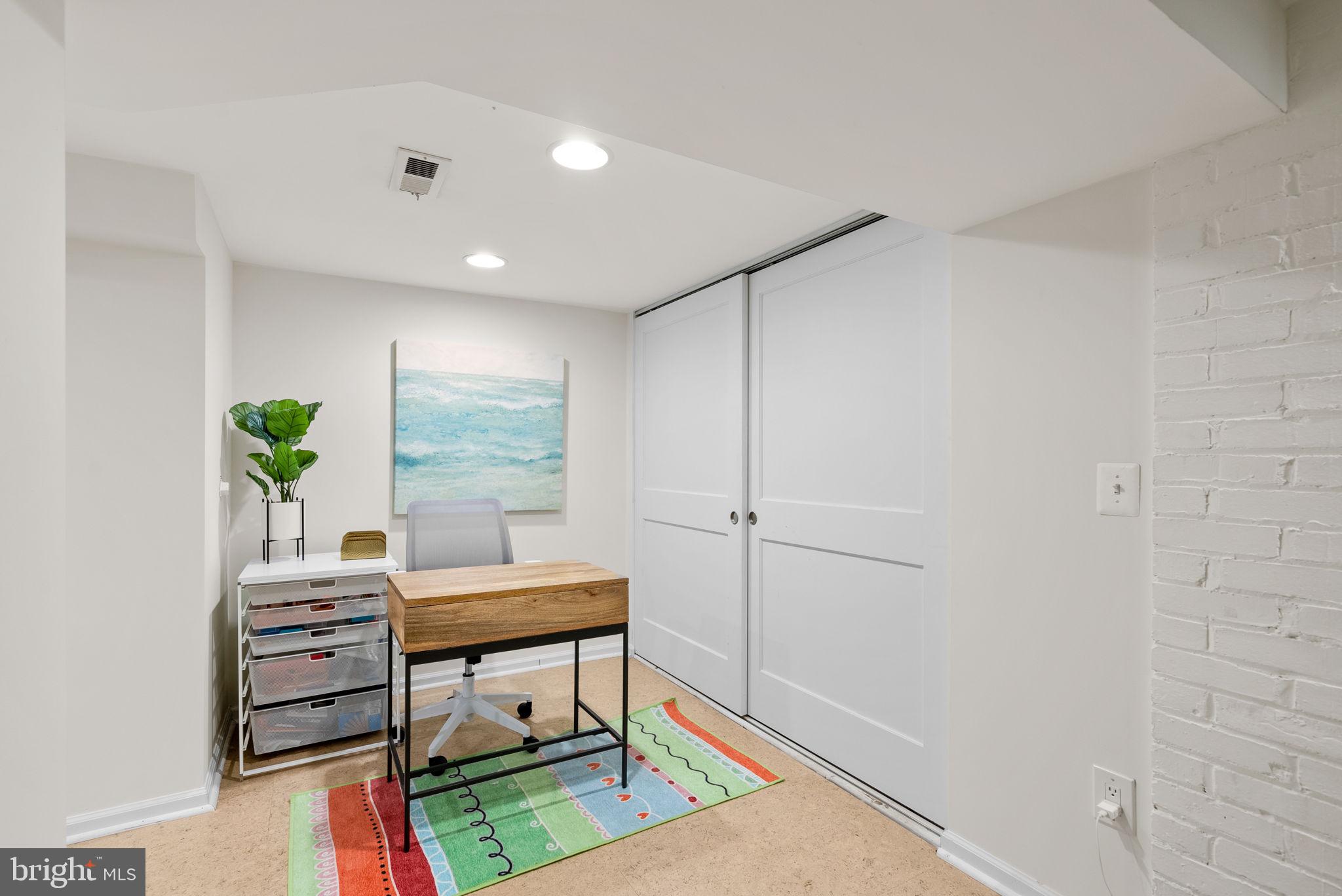 8208 Cedar Street Silver Spring, MD 20910 - Photo 27 of 41 Gallery Image 27