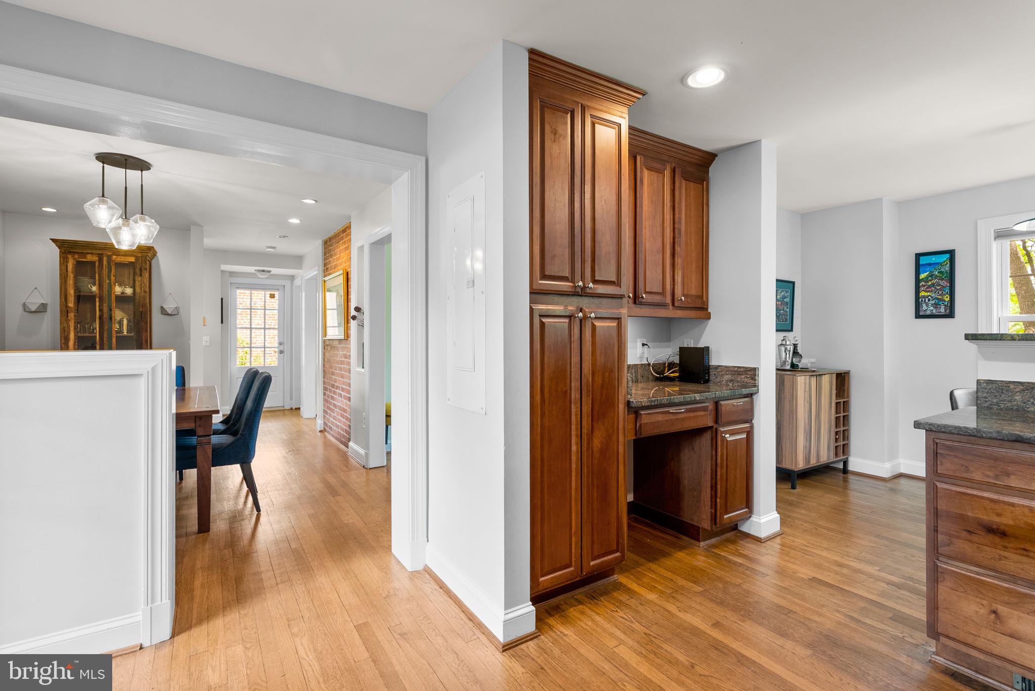 8208 Cedar Street Silver Spring, MD 20910 - Photo 9 of 41 Gallery Image 9