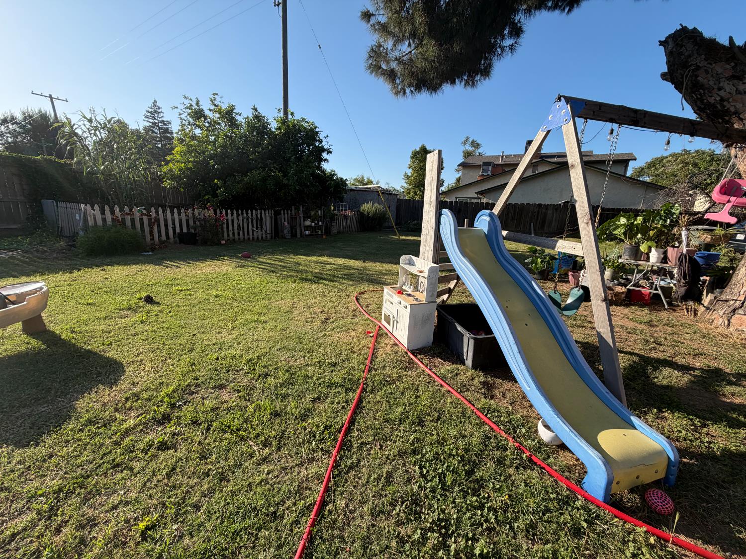924 Cheatham Court Modesto, CA 95351 - Photo 5 of 5 a view of a slide