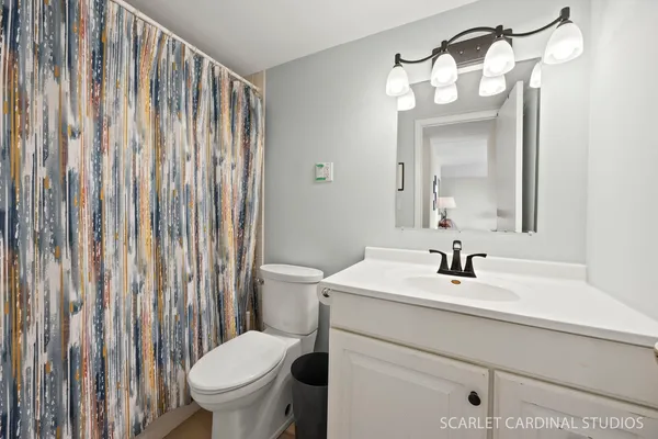 $172,000 | 1056 North Mill Street, Unit 201, Naperville, IL 60563