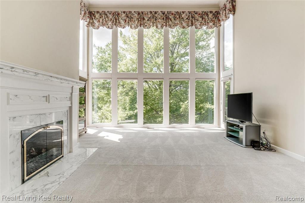 6368 Peach Tree Court Rochester Hills, MI 48306 - Photo 13 of 54