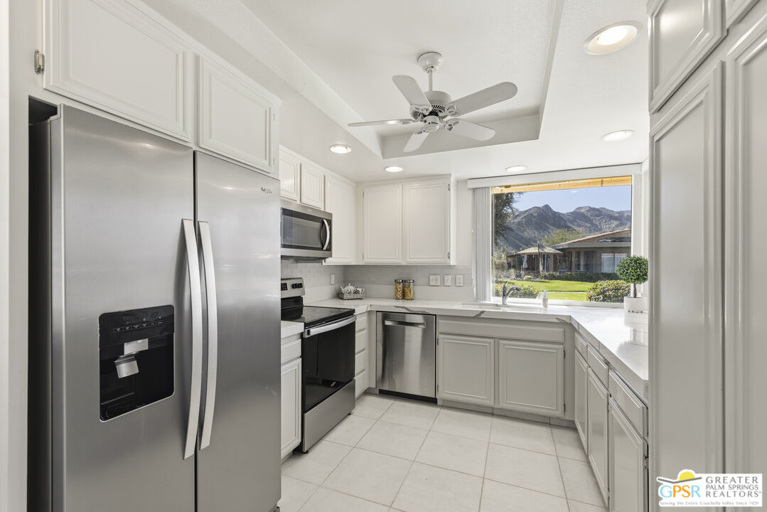 73 Majorca Drive Rancho Mirage, CA 92270 - Photo 12 of 37