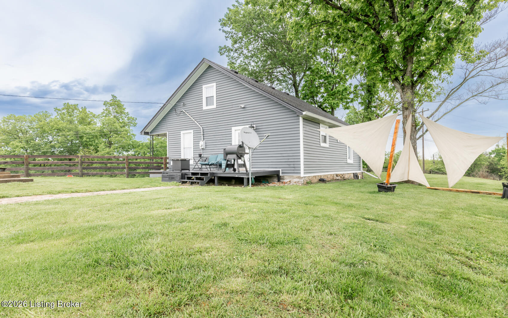 1485 Birdie Road Lawrenceburg, KY 40342 - Photo 8 of 51 Exterior