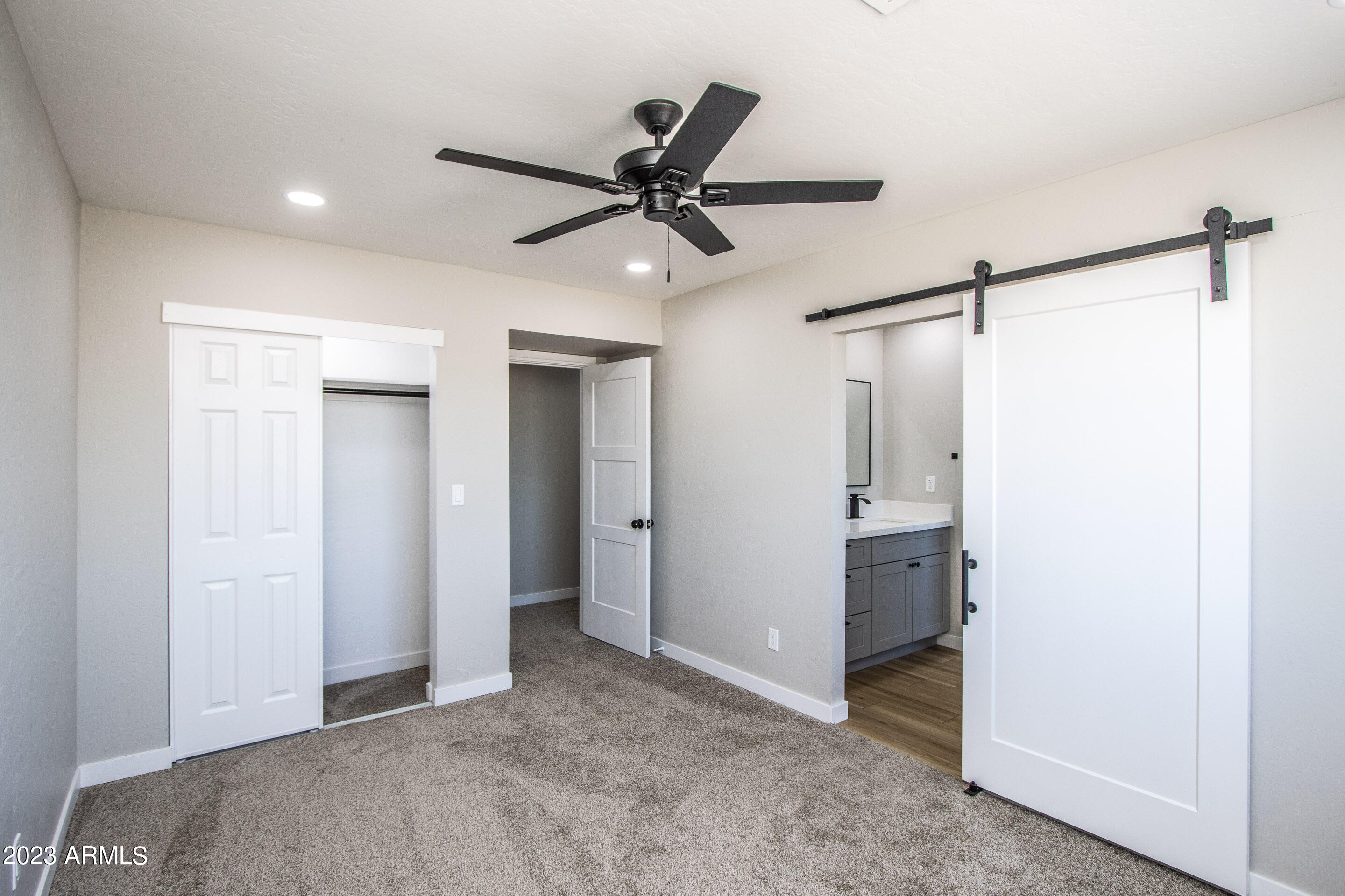 2509 East Broadway Road, Unit 4 Phoenix, AZ 85040 - Photo 18 of 31 Broadway #1-19