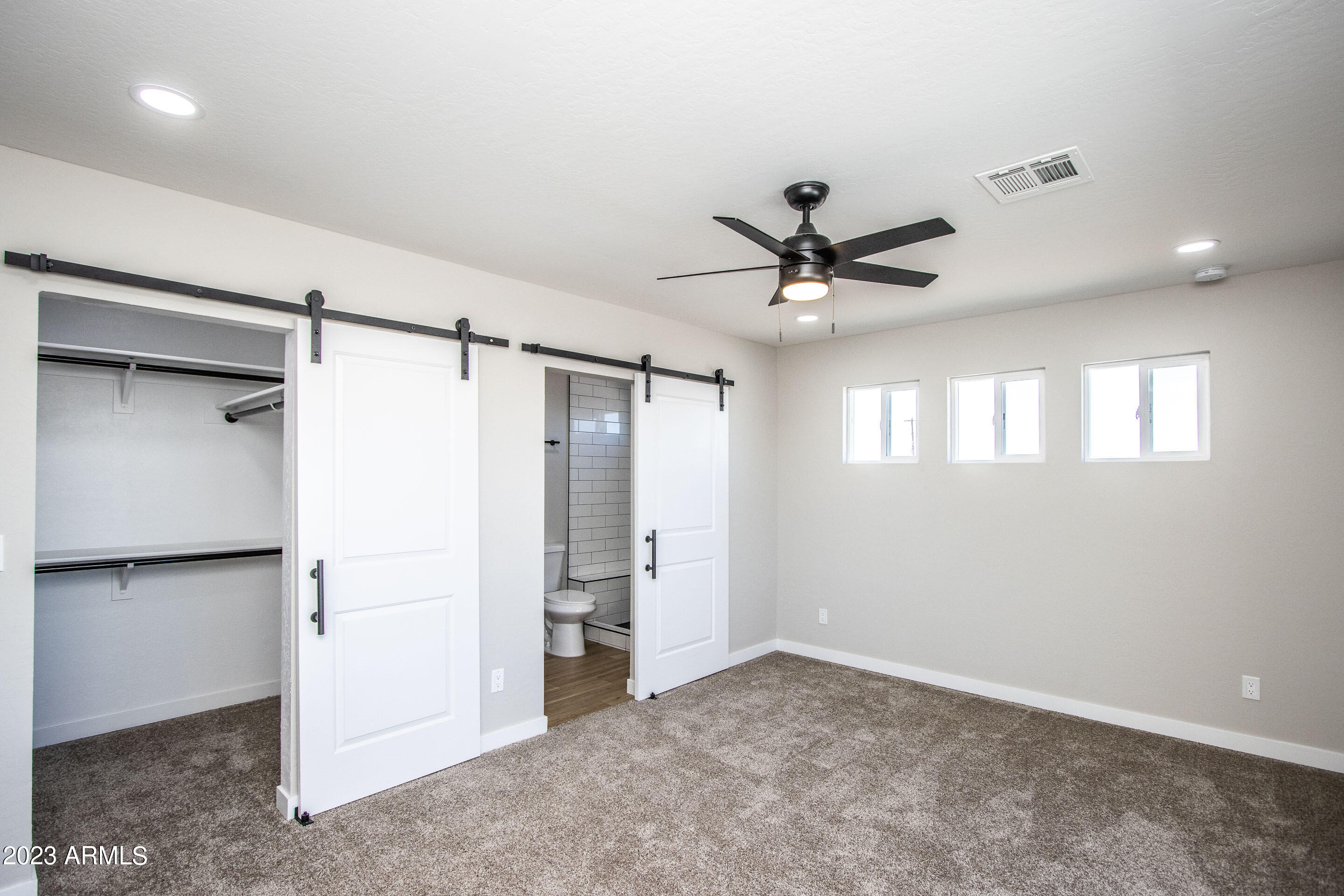 2509 East Broadway Road, Unit 4 Phoenix, AZ 85040 - Photo 20 of 31 Broadway #1-21