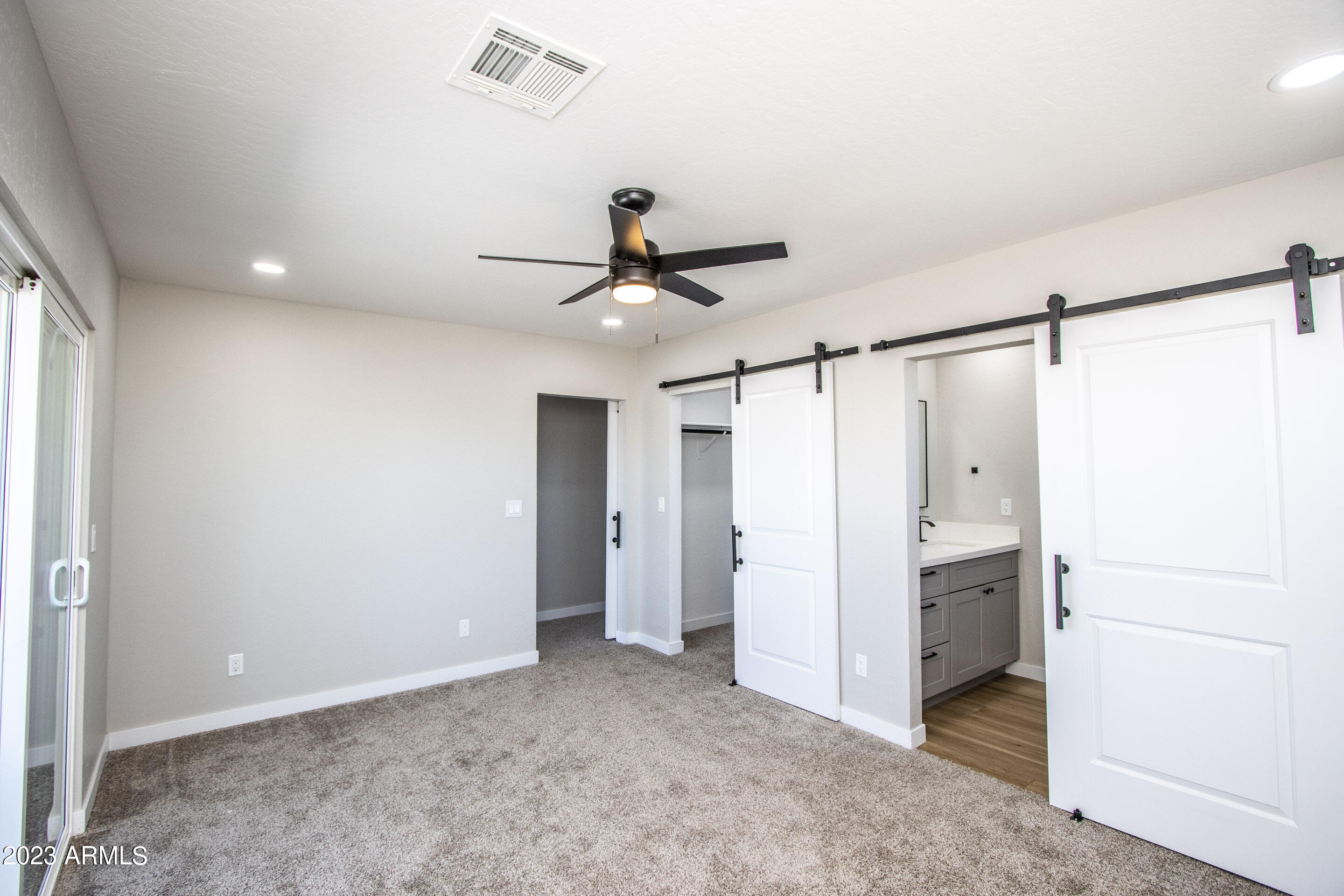 2509 East Broadway Road, Unit 4 Phoenix, AZ 85040 - Photo 22 of 31 Broadway #1-22
