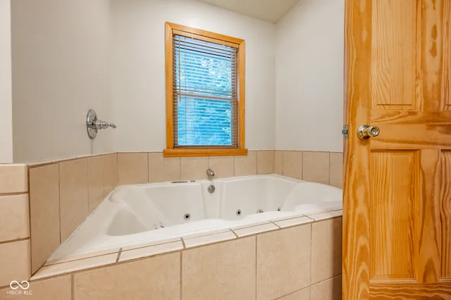 $569,999 | 5941 Jordan Village Road, Poland, IN 47868