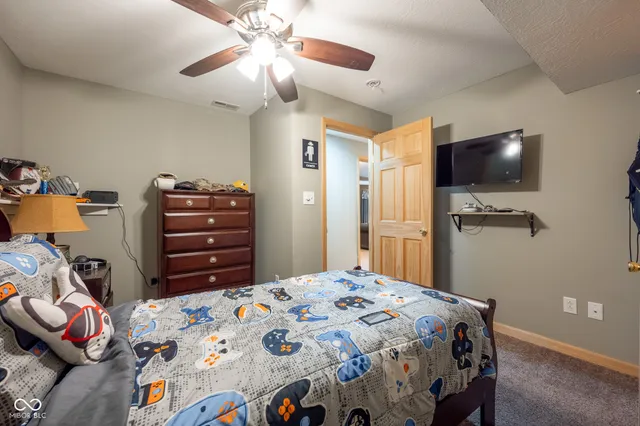 $569,999 | 5941 Jordan Village Road, Poland, IN 47868