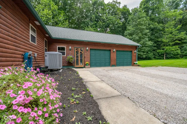 $569,999 | 5941 Jordan Village Road, Poland, IN 47868