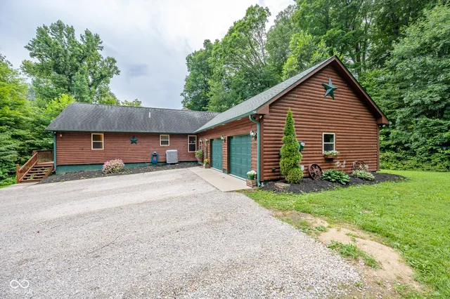 $569,999 | 5941 Jordan Village Road, Poland, IN 47868