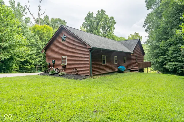 $569,999 | 5941 Jordan Village Road, Poland, IN 47868