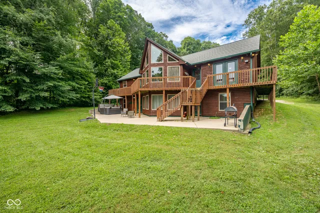 $569,999 | 5941 Jordan Village Road, Poland, IN 47868