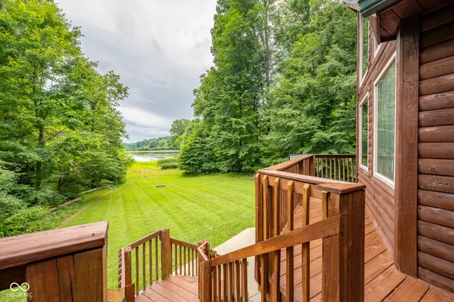 $569,999 | 5941 Jordan Village Road, Poland, IN 47868