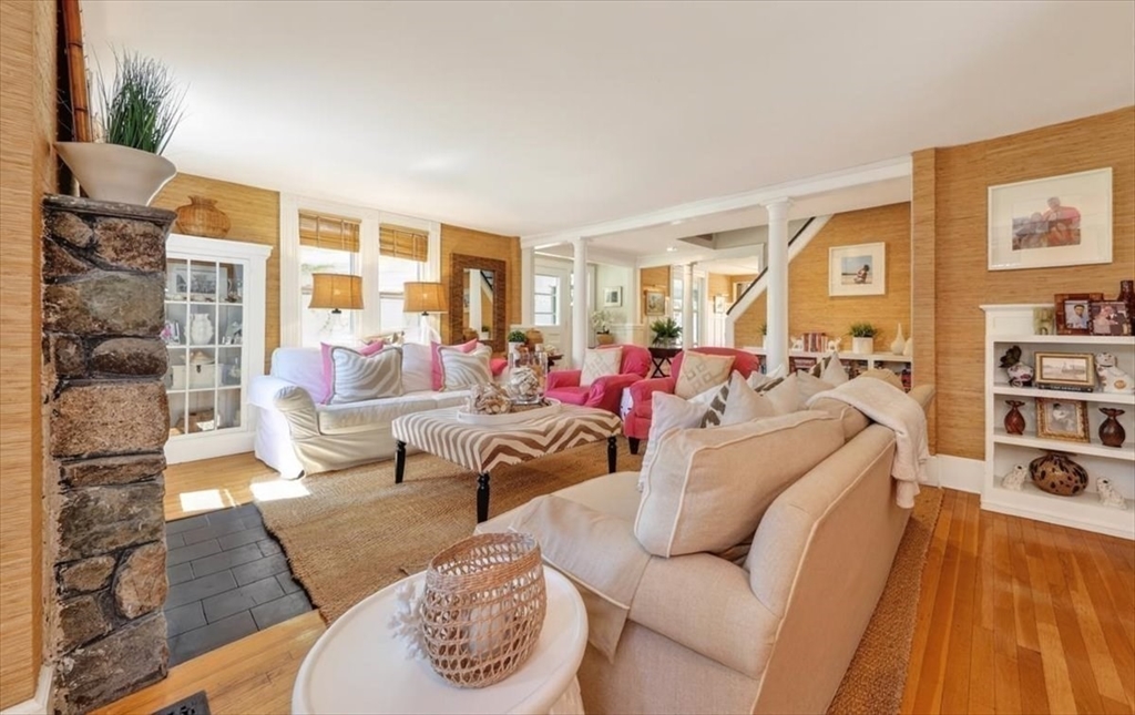 30 Spring Street Hingham, MA 02043 - Photo 16 of 40