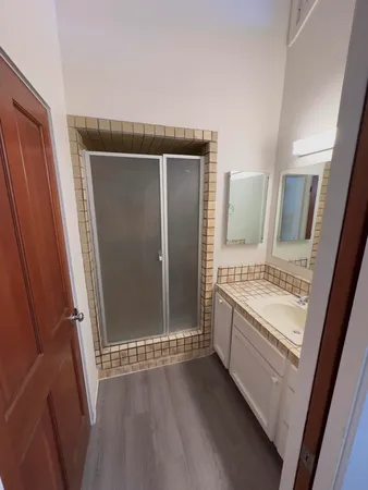 $2,100 | 25 Carlo Drive, Unit D, Goleta, CA 93117