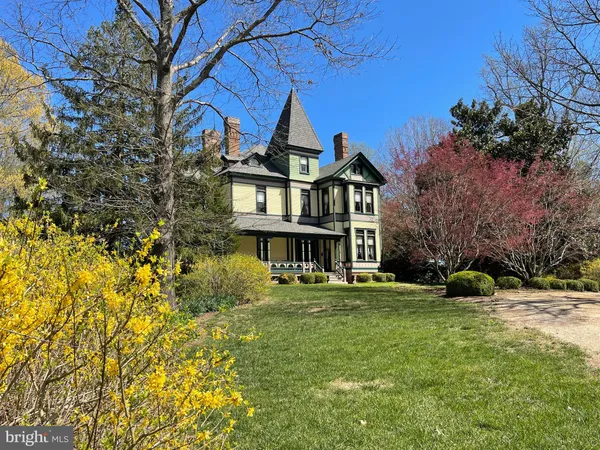 $2,120,000 | 317 Coles Point Road, Hague, VA 22469