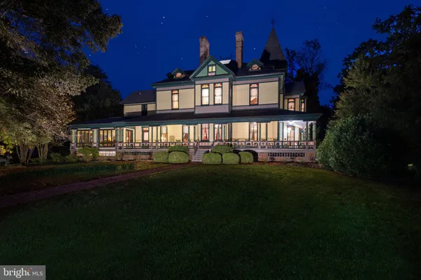 $2,120,000 | 317 Coles Point Road, Hague, VA 22469