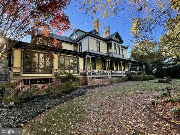 $2,120,000 | 317 Coles Point Road, Hague, VA 22469