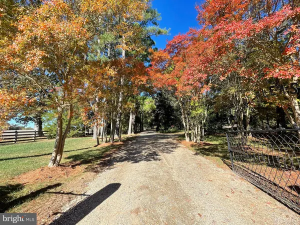 $2,120,000 | 317 Coles Point Road, Hague, VA 22469