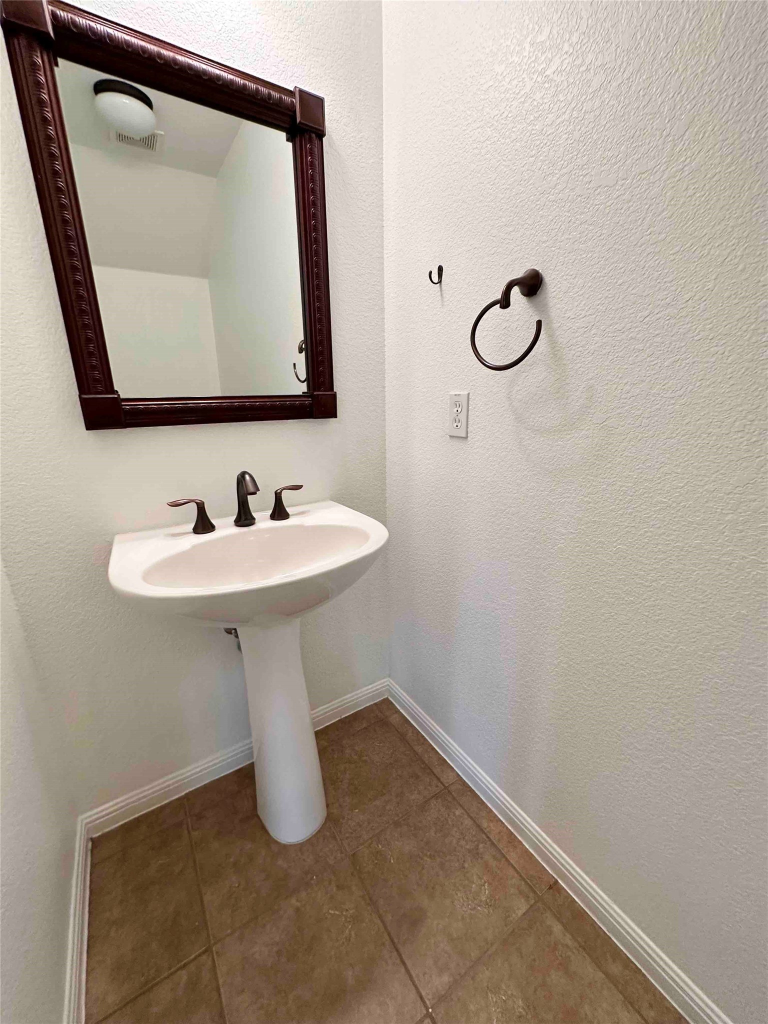 2013 Nelson Ranch Loop Cedar Park, TX 78613 - Photo 10 of 19 Gallery Image 10