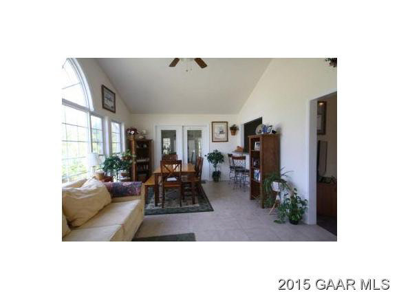 228 Shalom Road Waynesboro, VA 22980 - Photo 4 of 13 Gallery Image 4