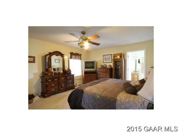 228 Shalom Road Waynesboro, VA 22980 - Photo 6 of 13 Gallery Image 6