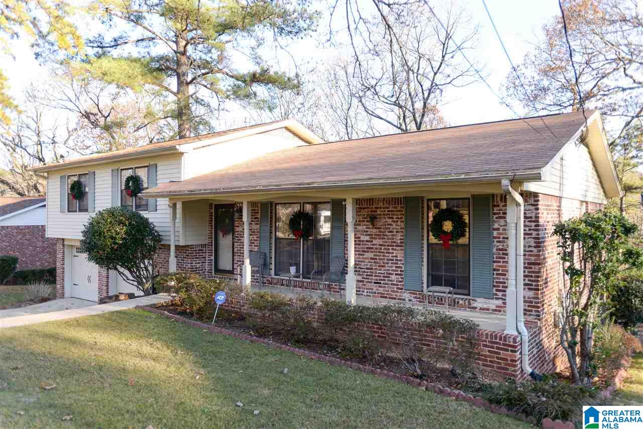 1233 Old Oak Road Birmingham, AL 35235 - Photo 4 of 44