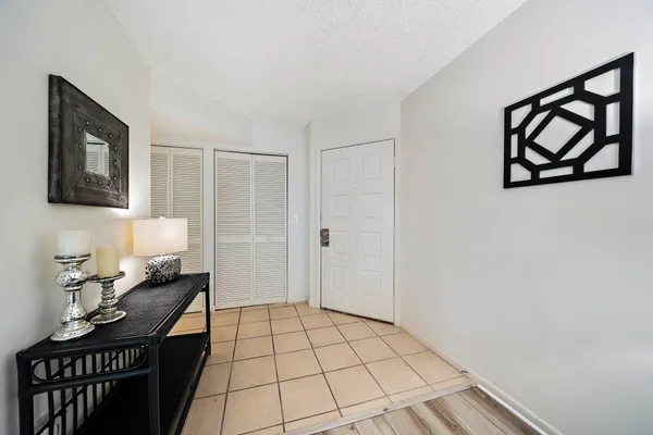 $1,750 | 1605 South Us Highway, Unit A306, Jupiter, FL 33477