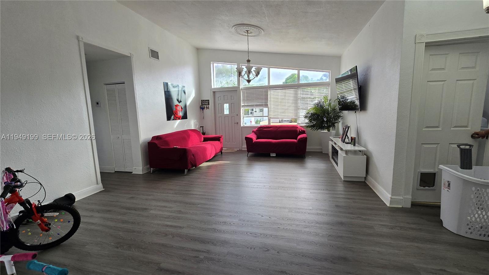 8261 Southwest 34th Terrace, Unit 1 Miami, FL 33155 - Photo 7 of 25