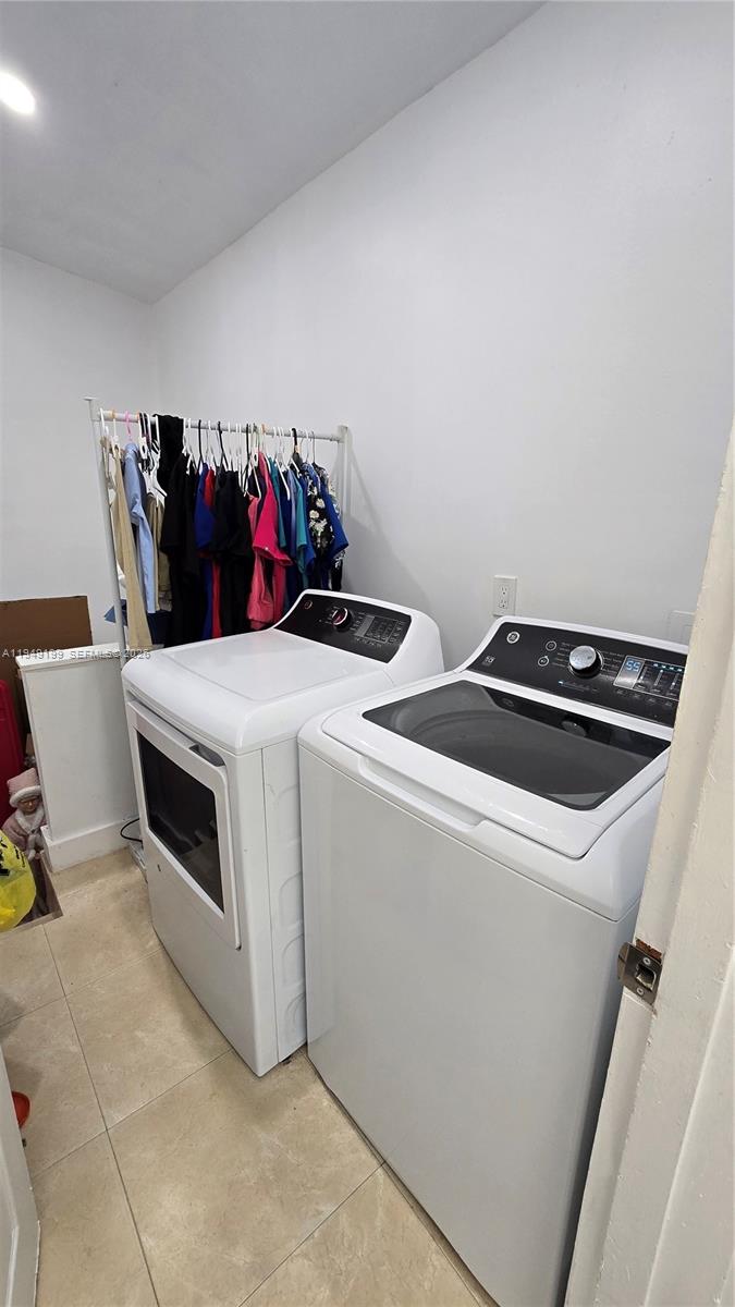 8261 Southwest 34th Terrace, Unit 1 Miami, FL 33155 - Photo 9 of 25