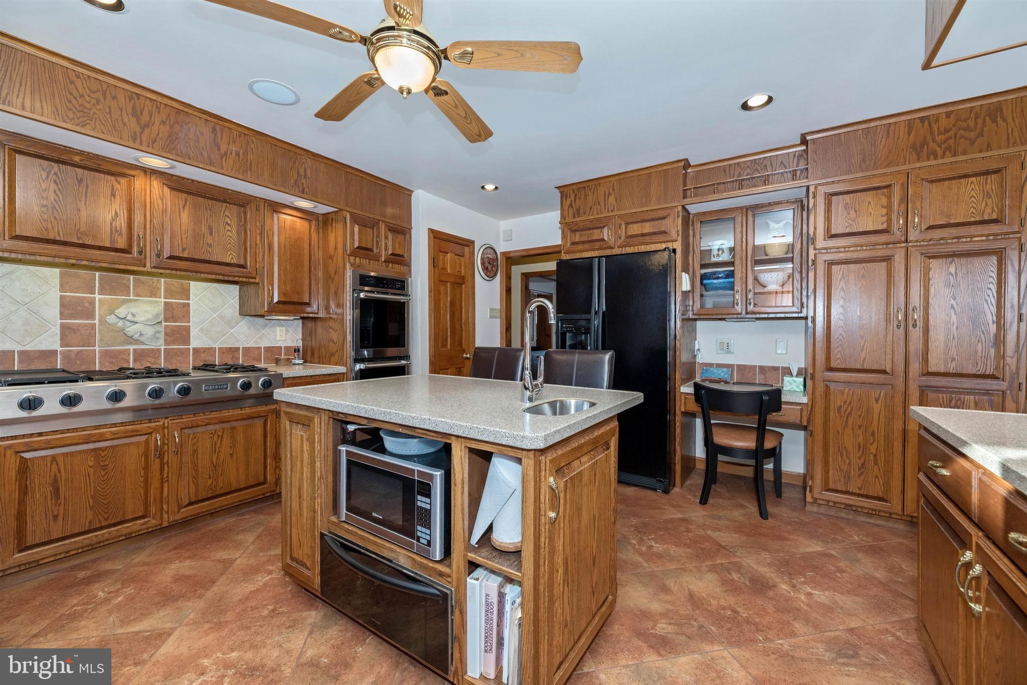 14109 Old Frederick Road Rocky Ridge, MD 21778 - Photo 29 of 124 Kitchen
