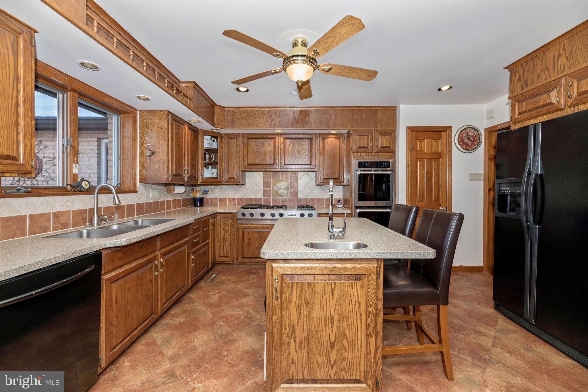 14109 Old Frederick Road Rocky Ridge, MD 21778 - Photo 31 of 124 Kitchen