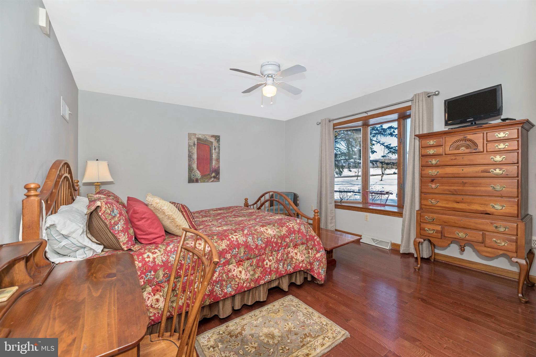 14109 Old Frederick Road Rocky Ridge, MD 21778 - Photo 73 of 124 Bedroom 4