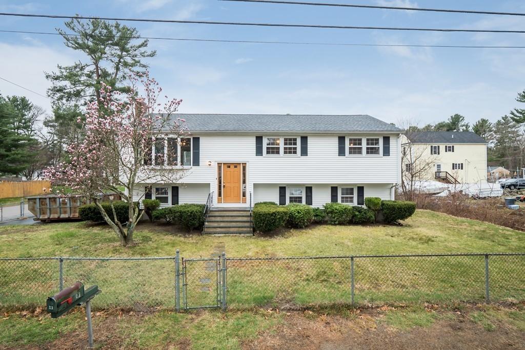 23 Indian Road Holbrook, MA 02343 - Photo 3 of 37