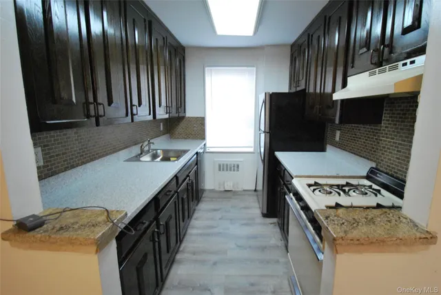 $279,000 | 7 Balint Drive, Unit 625, Yonkers, NY 10710