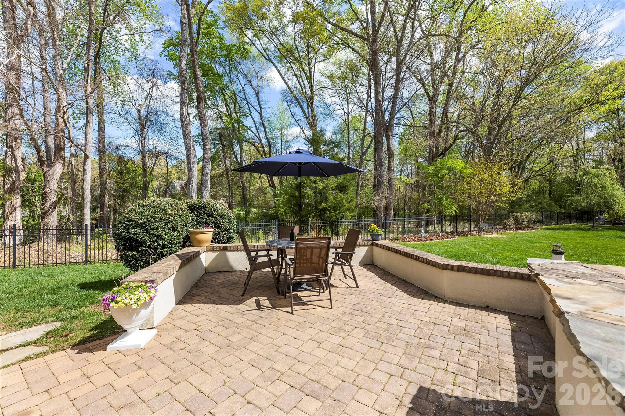 7574 Manakin Place Fort Mill, SC 29707 - Photo 32 of 40 a view of a sitting area with furniture and backyard