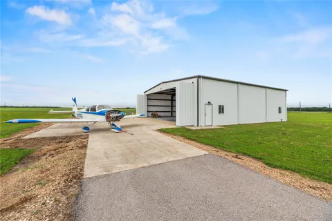 $500,000 | 7736 Meteor Drive, Sealy, TX 77474