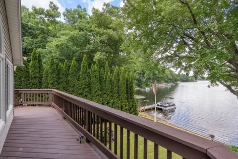$1,150,000 | 84 South Shore Drive, Sturbridge, MA 01566