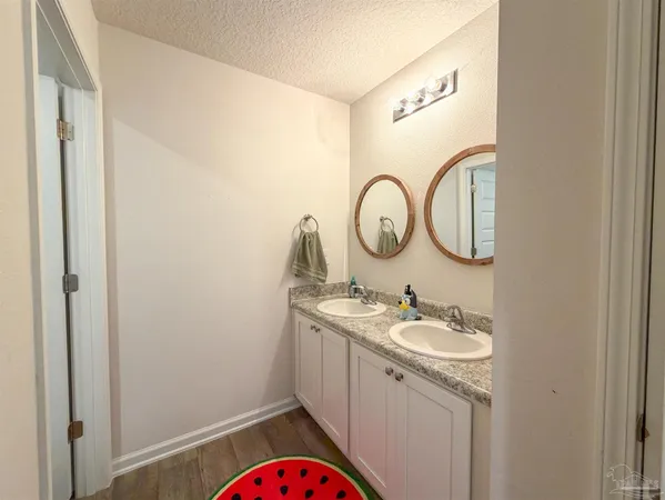 $2,600 | 5469 Merlin Way, Milton, FL 32583