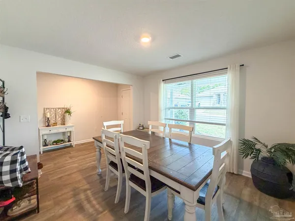 $2,600 | 5469 Merlin Way, Milton, FL 32583