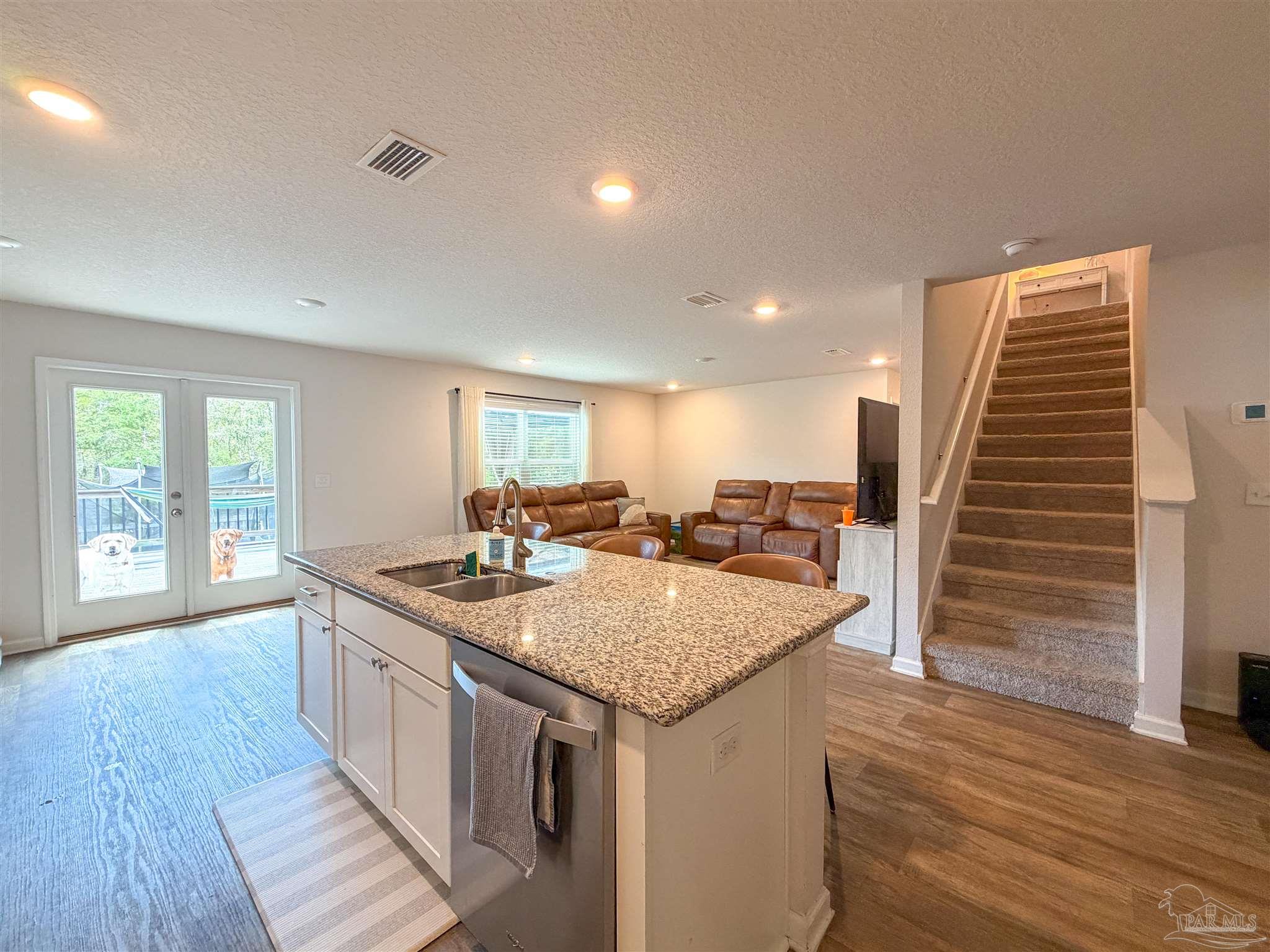 5469 Merlin Way Milton, FL 32583 - Photo 10 of 40