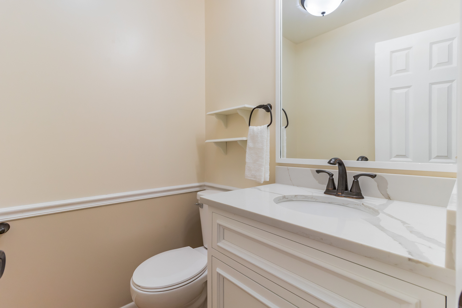 604 Old Hunt Road Fox River Grove, IL 60021 - Photo 16 of 29
