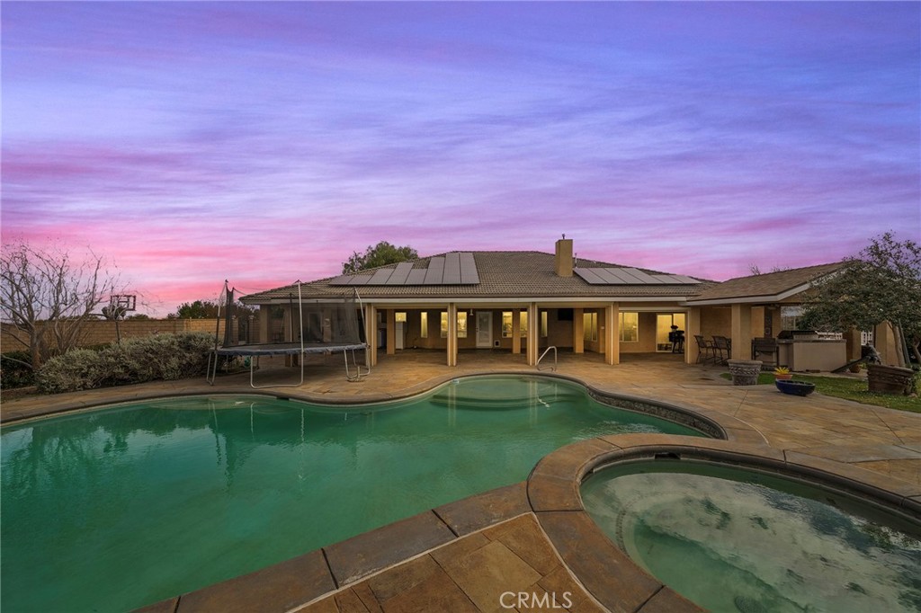 7172 Jargon Road Hesperia, CA 92344 - Photo 5 of 75 a view of a house with a yard