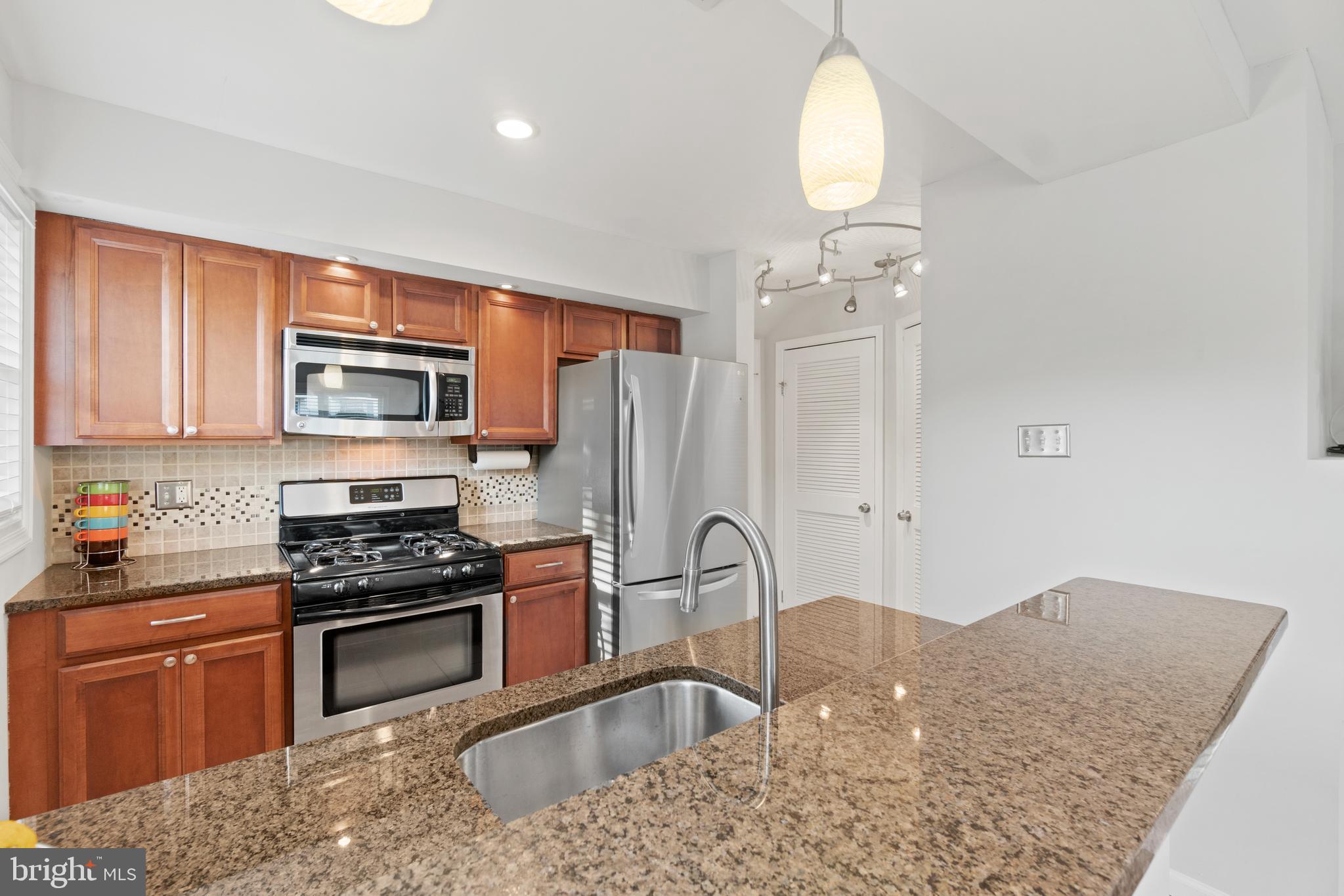 12602 Holdridge Road Silver Spring, MD 20906 - Photo 5 of 21 Gallery Image 5