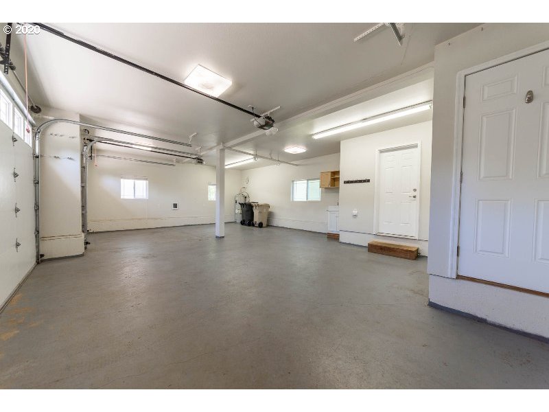 35236 Richardson Gap Road Lebanon, OR 97355 - Photo 23 of 31 Gallery Image 23