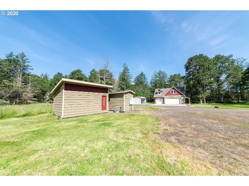 35236 Richardson Gap Road Lebanon, OR 97355 - Photo 8 of 31 Gallery Image 8