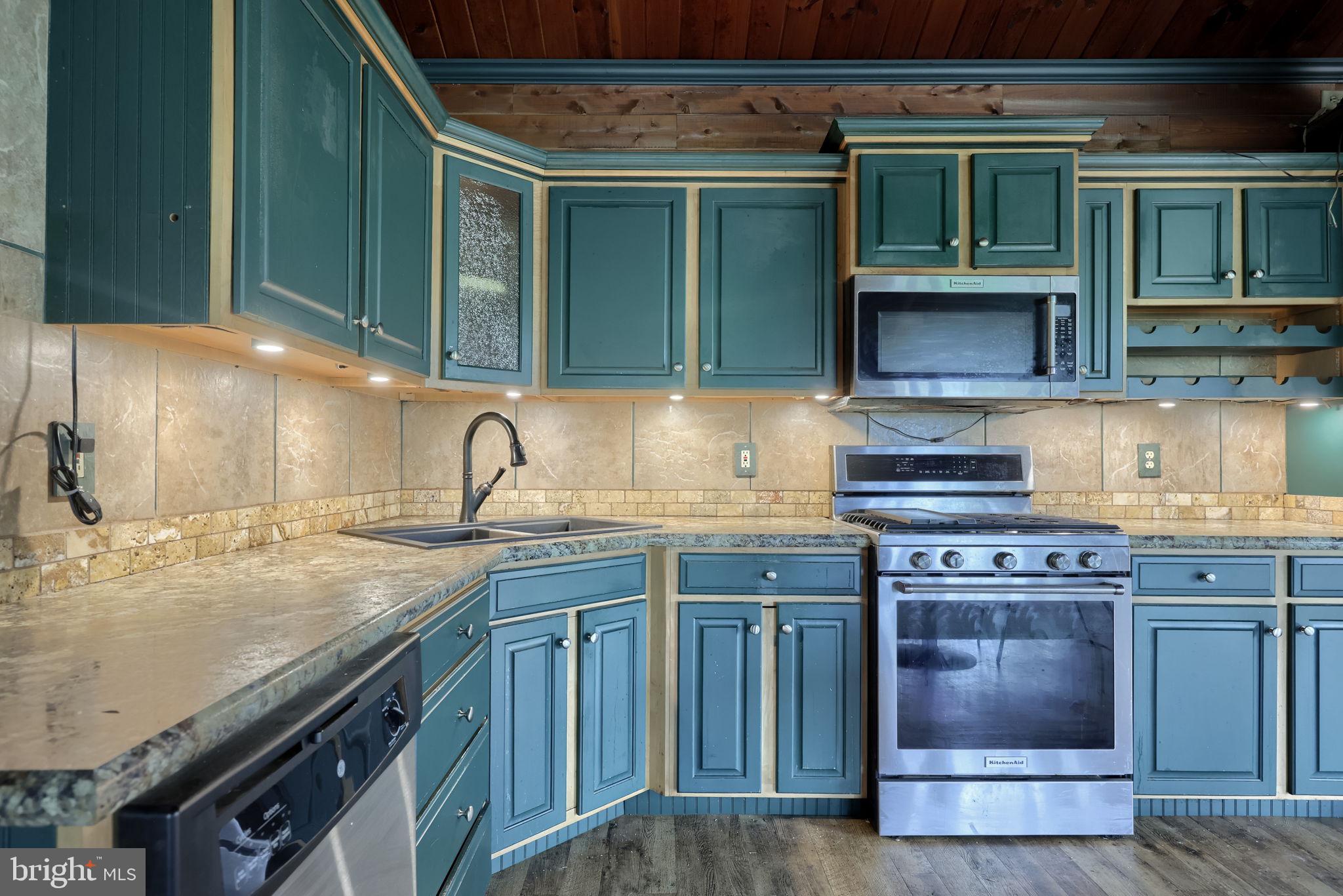 171 Fox Hollow Road Pequea, PA 17565 - Photo 7 of 28 Charming kitchen with rustic elegance.