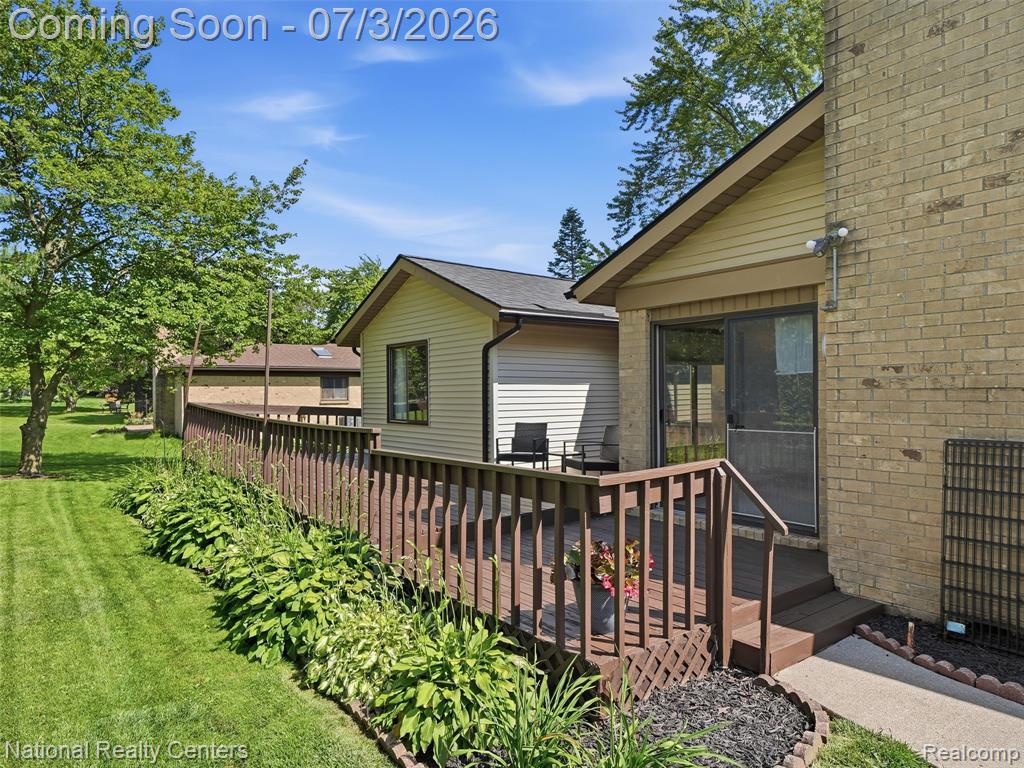 40368 Village Wood Road Novi, MI 48375 - Photo 35 of 49