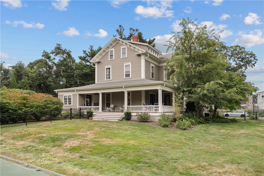 129 Rumstick Road Barrington, RI 02806 - Photo 2 of 34